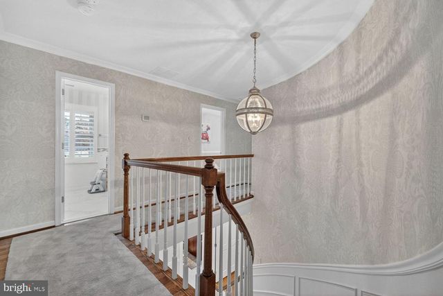 1205 SUFFIELD DR, Mclean, VA 22101