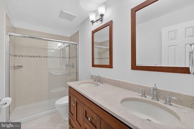 1205 SUFFIELD DR, Mclean, VA 22101