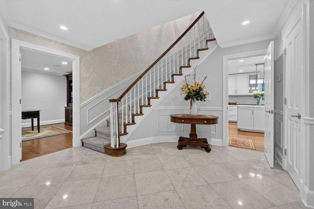 1205 SUFFIELD DR, Mclean, VA 22101