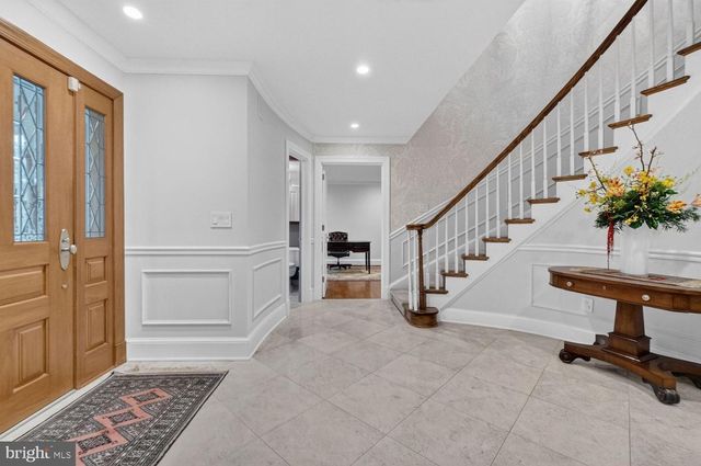 1205 SUFFIELD DR, Mclean, VA 22101