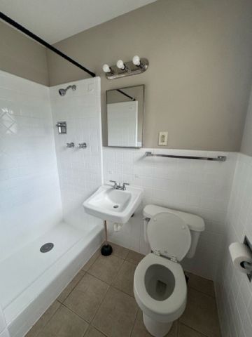 4202 Templeton Street, Greenville, TX 75401