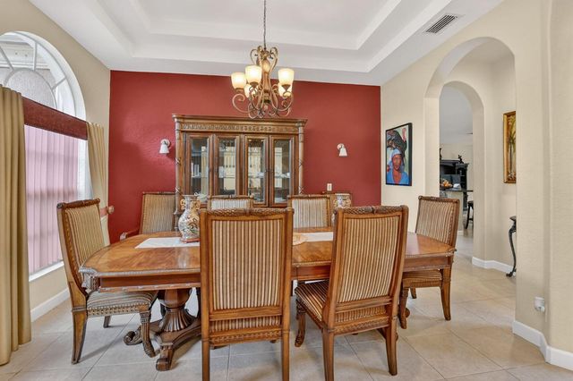 6039 Walnut Hill Drive, Lake Worth, FL 33467