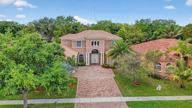 6039 Walnut Hill Drive, Lake Worth, FL 33467