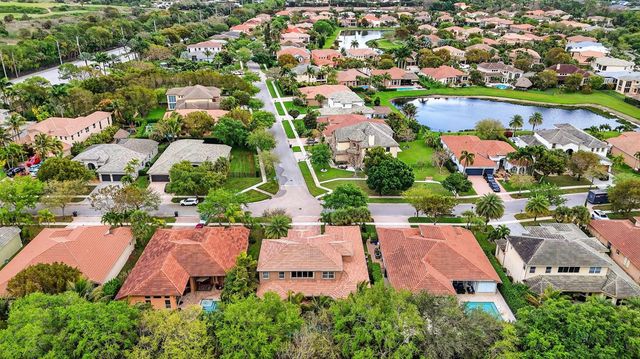 6039 Walnut Hill Drive, Lake Worth, FL 33467