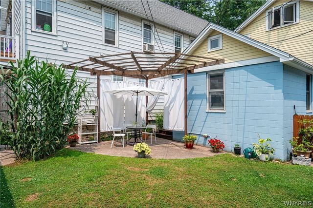 384 Summer Street, Buffalo, NY 14213