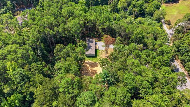 16450 May Road, Sale Creek, TN 37373