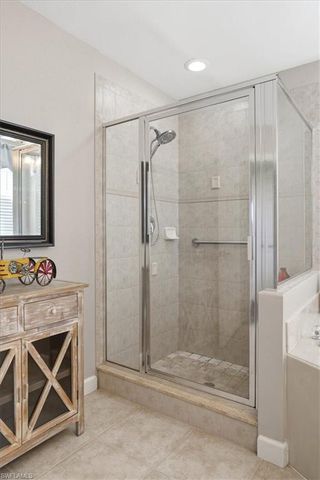 4223 Liron AVE 104, Fort Myers, FL 33916