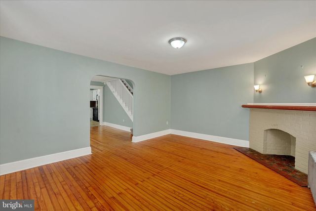 104 N SEWARD ST, York, PA 17404