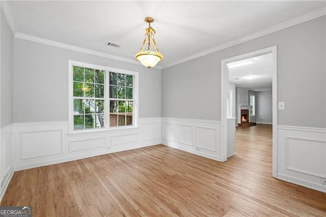 1255 Winthrope Chase Drive, Alpharetta, GA 30009