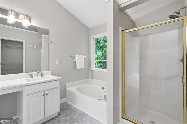 1255 Winthrope Chase Drive, Alpharetta, GA 30009