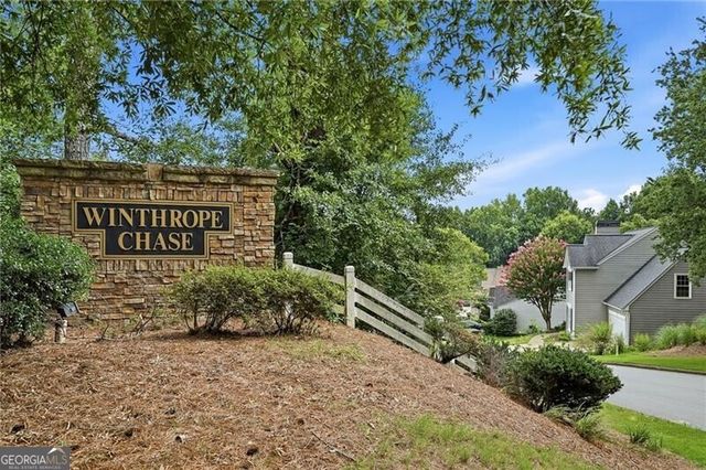 1255 Winthrope Chase Drive, Alpharetta, GA 30009
