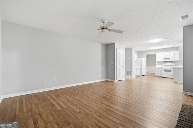 1255 Winthrope Chase Drive, Alpharetta, GA 30009
