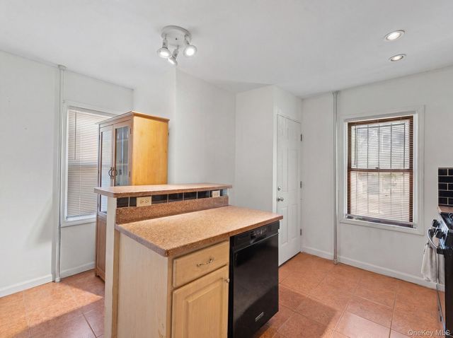 1511 E 51st Street, Brooklyn, NY 11234