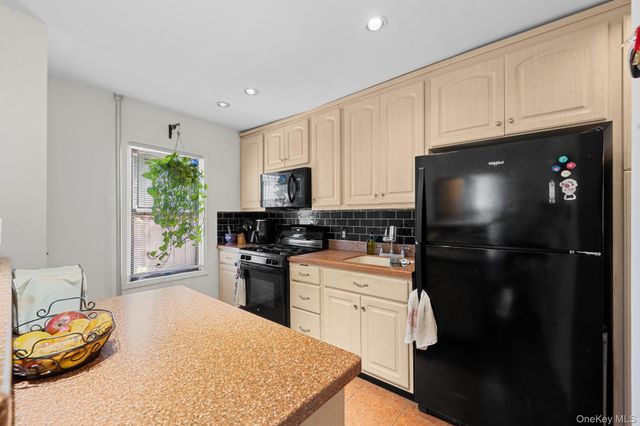 1511 E 51st Street, Brooklyn, NY 11234