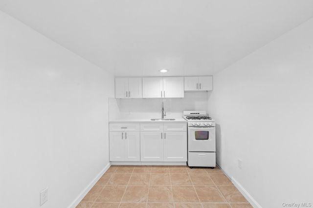1511 E 51st Street, Brooklyn, NY 11234