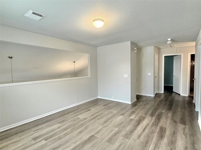 10214 E Summit Canyon Drive, Houston, TX 77095