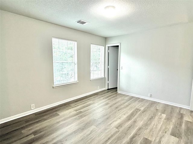10214 E Summit Canyon Drive, Houston, TX 77095