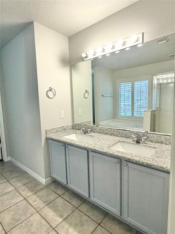 10214 E Summit Canyon Drive, Houston, TX 77095