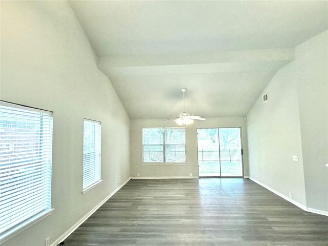 10214 E Summit Canyon Drive, Houston, TX 77095