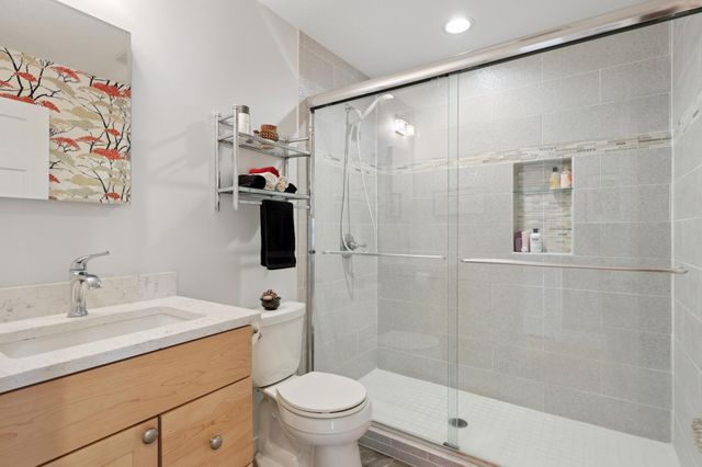 5913 Pillsbury Avenue S, Minneapolis, MN 55419