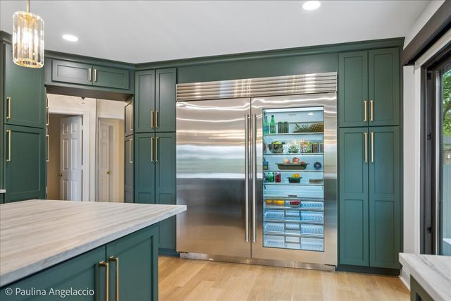 897 Longmeadow Court 1044, Lake Barrington, IL 60010