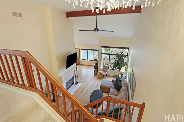 897 Longmeadow Court 1044, Lake Barrington, IL 60010