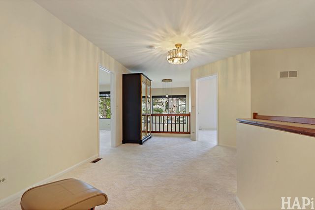 897 Longmeadow Court 1044, Lake Barrington, IL 60010