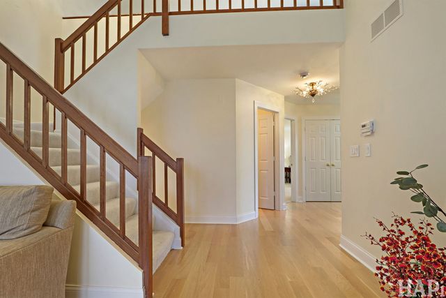 897 Longmeadow Court 1044, Lake Barrington, IL 60010