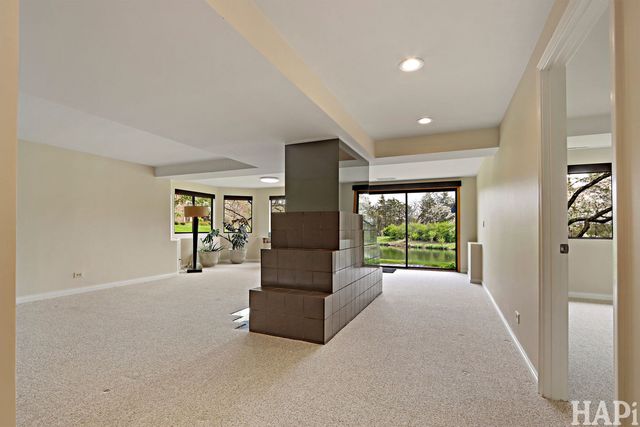 897 Longmeadow Court 1044, Lake Barrington, IL 60010