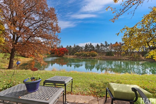 897 Longmeadow Court 1044, Lake Barrington, IL 60010