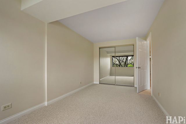 897 Longmeadow Court 1044, Lake Barrington, IL 60010