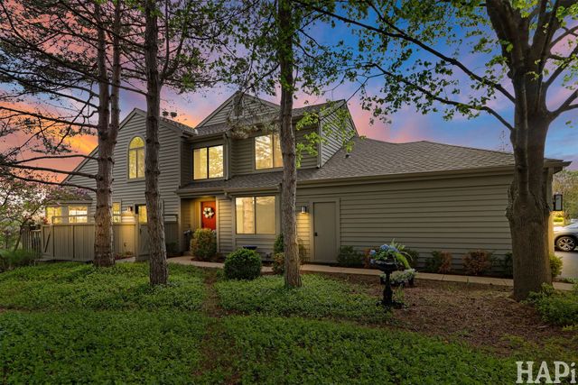897 Longmeadow Court 1044, Lake Barrington, IL 60010
