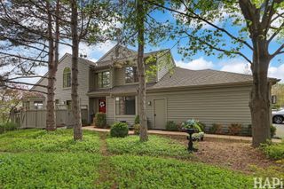 897 Longmeadow Court 1044, Lake Barrington, IL 60010