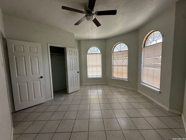 23138 OPPORTUNITY DR, Elmendorf, TX 78112