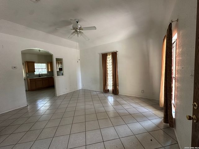 23138 OPPORTUNITY DR, Elmendorf, TX 78112