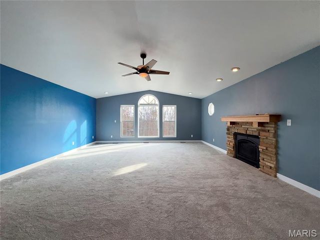 1195 Ridge Top Drive, Farmington, MO 63640