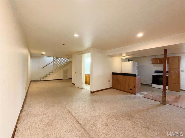 1195 Ridge Top Drive, Farmington, MO 63640