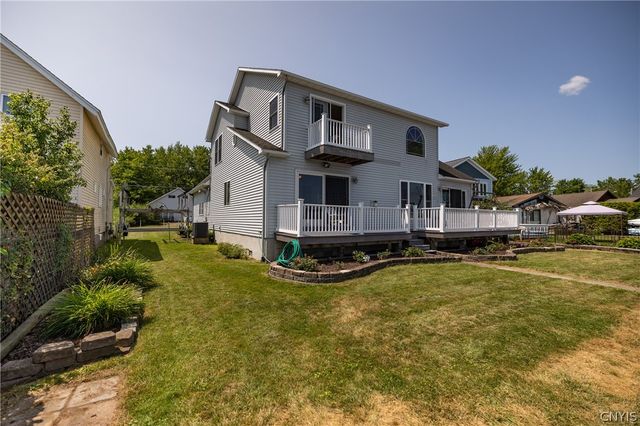 8852 Beach Road, Cicero, NY 13029