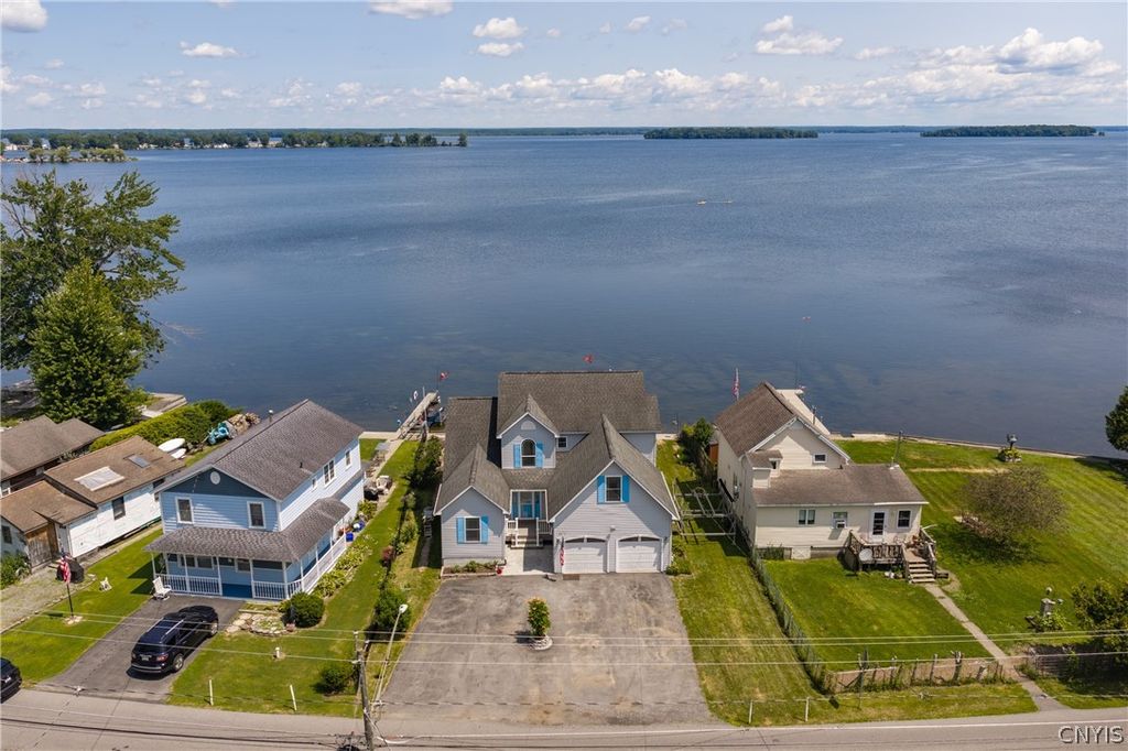 8852 Beach Road, Cicero, NY 13029