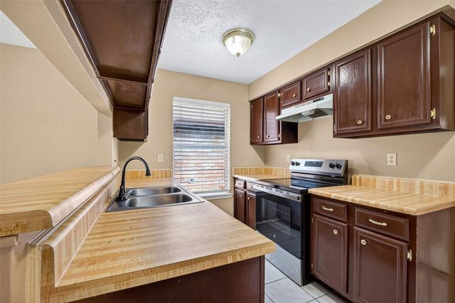 1379 Wrotham Lane, Channelview, TX 77530