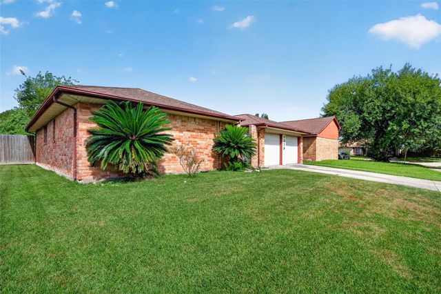 1379 Wrotham Lane, Channelview, TX 77530