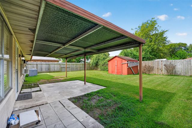 1379 Wrotham Lane, Channelview, TX 77530