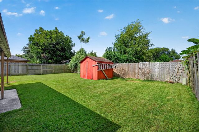 1379 Wrotham Lane, Channelview, TX 77530