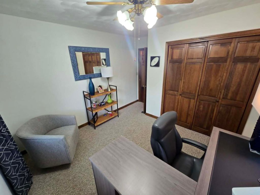 Image 29 of property listing at 15680 N Cooks Drive, Mt Vernon, IL 62864