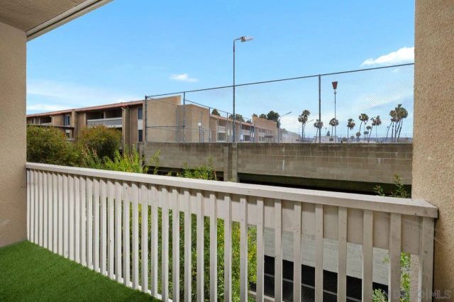 1855 Diamond 5-230, San Diego, CA 92109