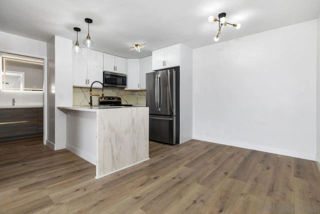 1855 Diamond 5-230, San Diego, CA 92109