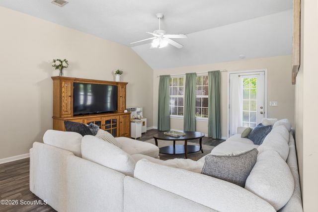 217 Lake Forest Drive, Kingsland, GA 31548