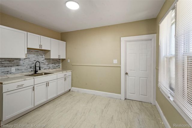 483 Philip Street, Detroit, MI 48215