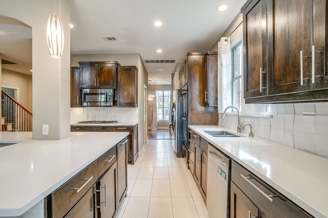 12813 Travers Trail, Fort Worth, TX 76244