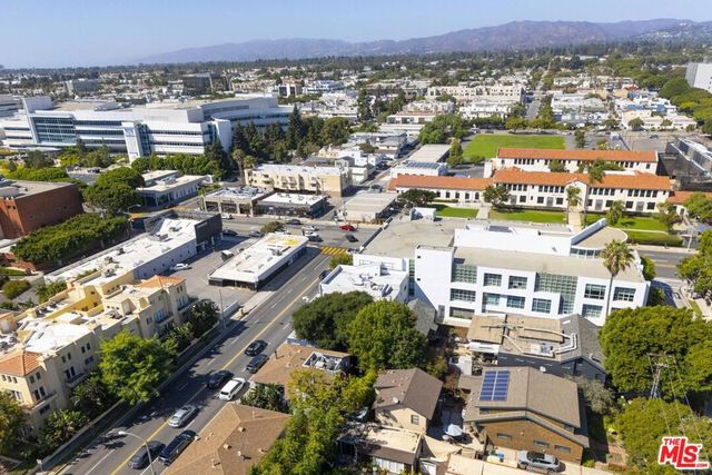 1411 Cloverfield Boulevard, Santa Monica, CA 90404